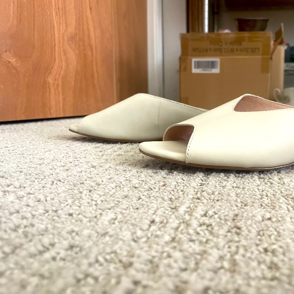 MADEWELL Peep toe slide on mule  women’s 9.5 Like new, only worn twice.